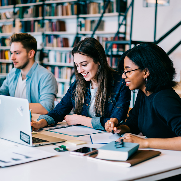 Imagem principal da estrutura da faculdade